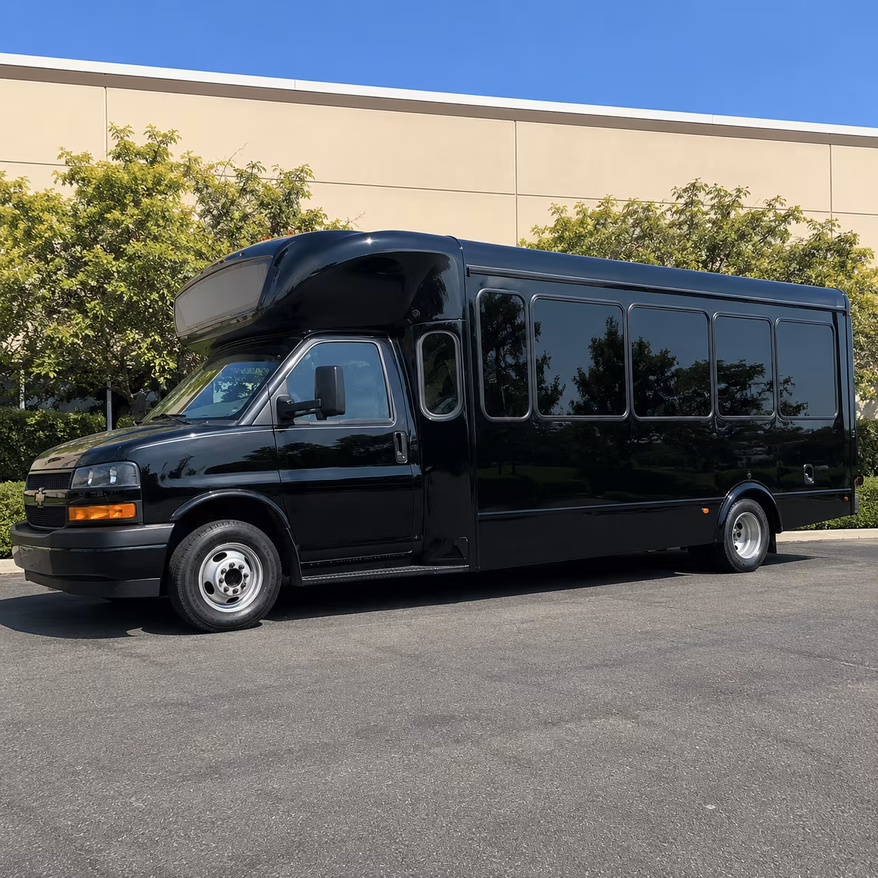 Columbia Homecoming & Prom Party Bus Rentals