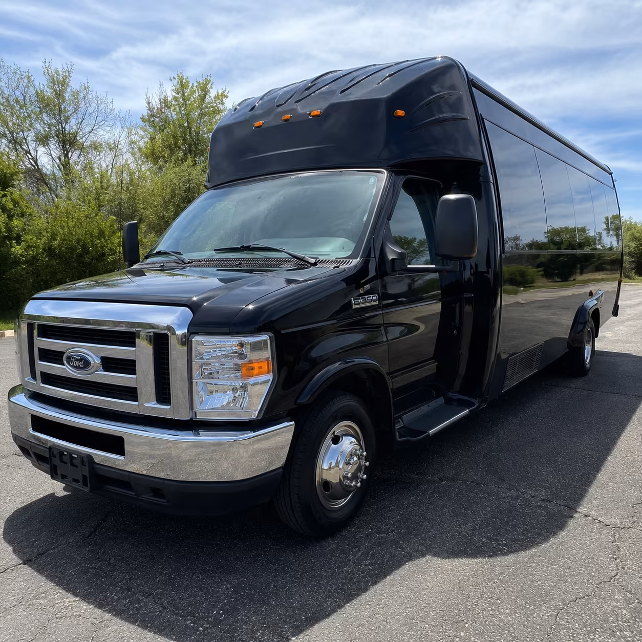 Frederick Winery Tour & Pub Crawl Transportation group transportation