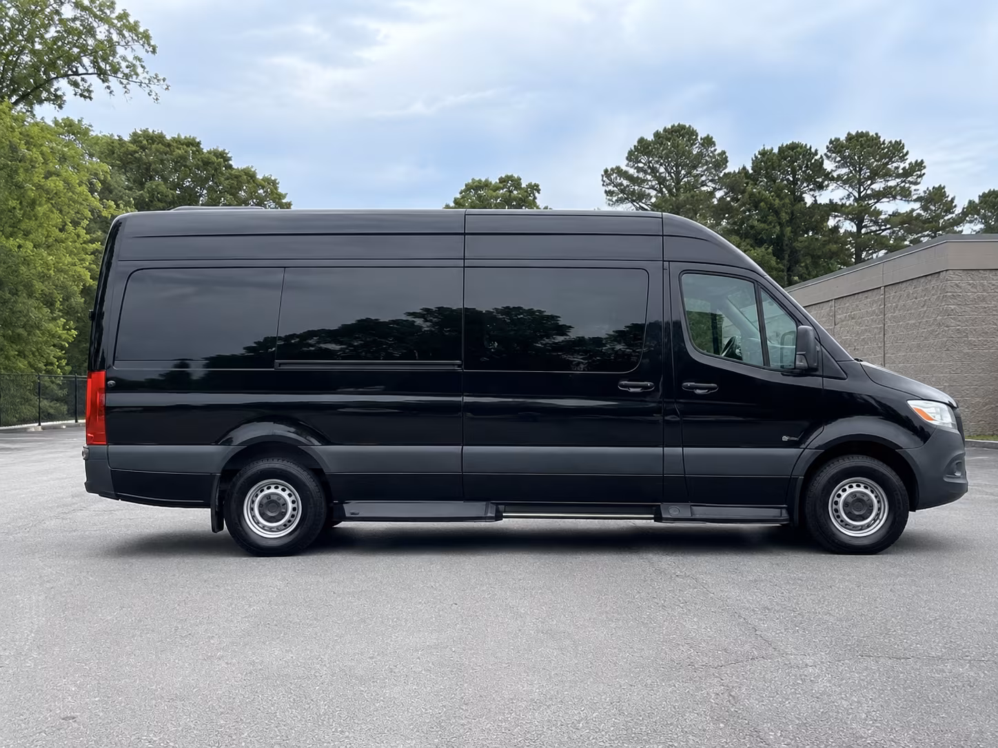Gaithersburg Airport Shuttles & Transportation